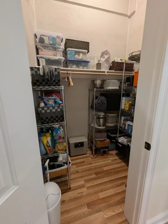 352 Manchaug Rd, Sutton