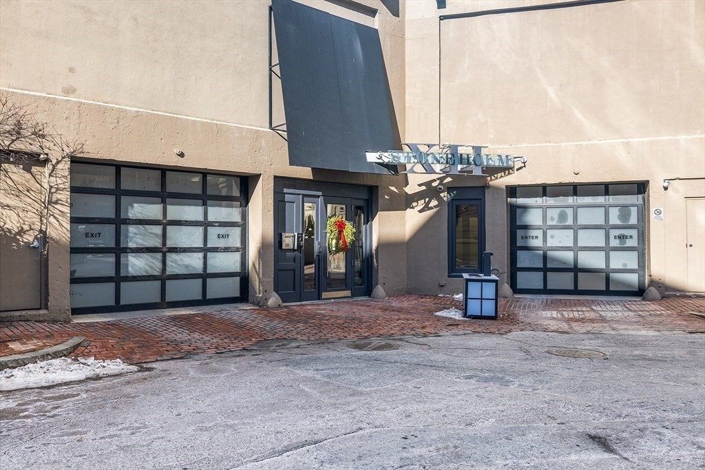 12 Stoneholm, Fenway