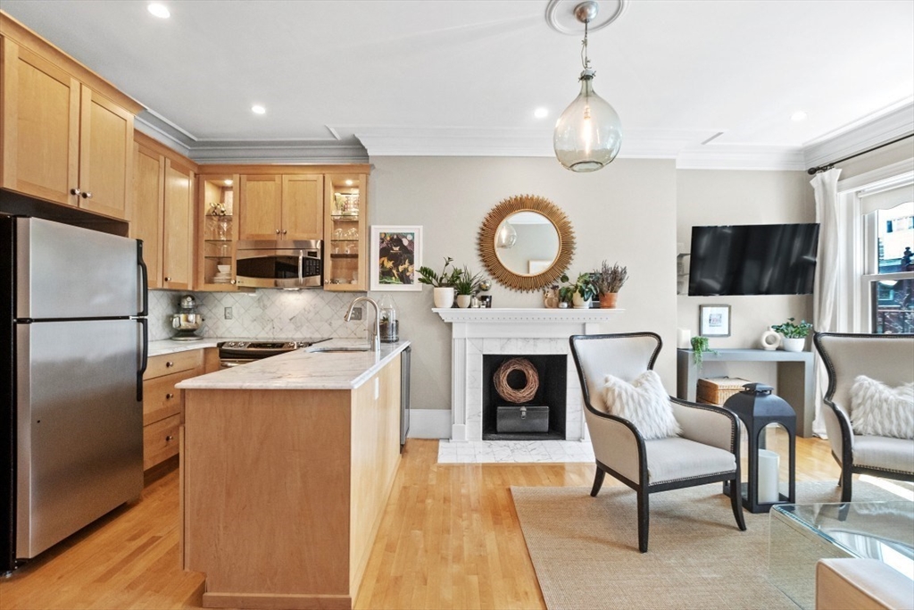 395 Marlborough St, Back Bay