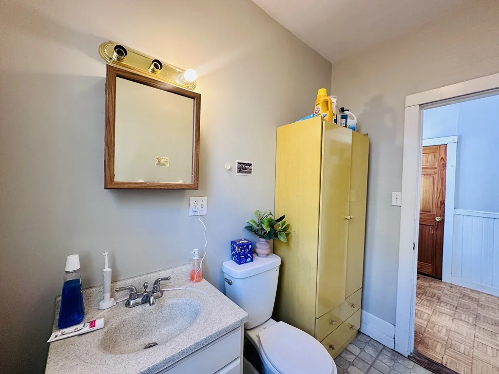 2 Greylock Rd, Allston