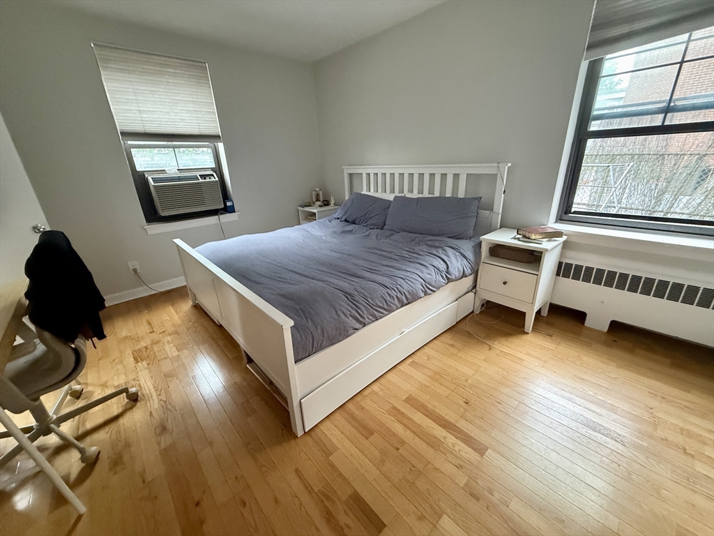 53 Harvard Ave, Harvard Avenue