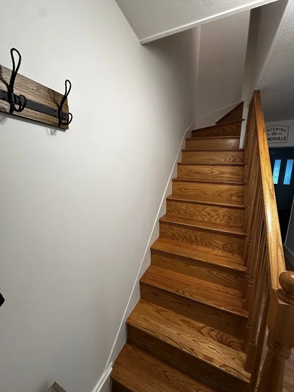 16 Nashua, Magoun Square