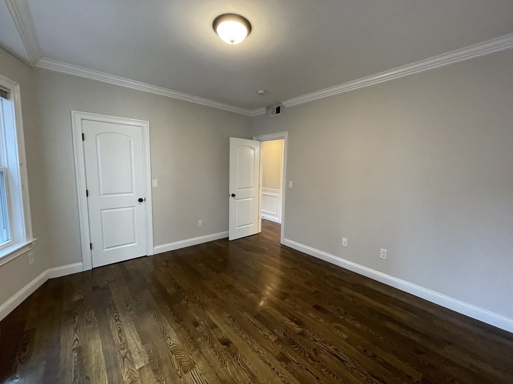 9 Cornwall St, Jamaica Plain