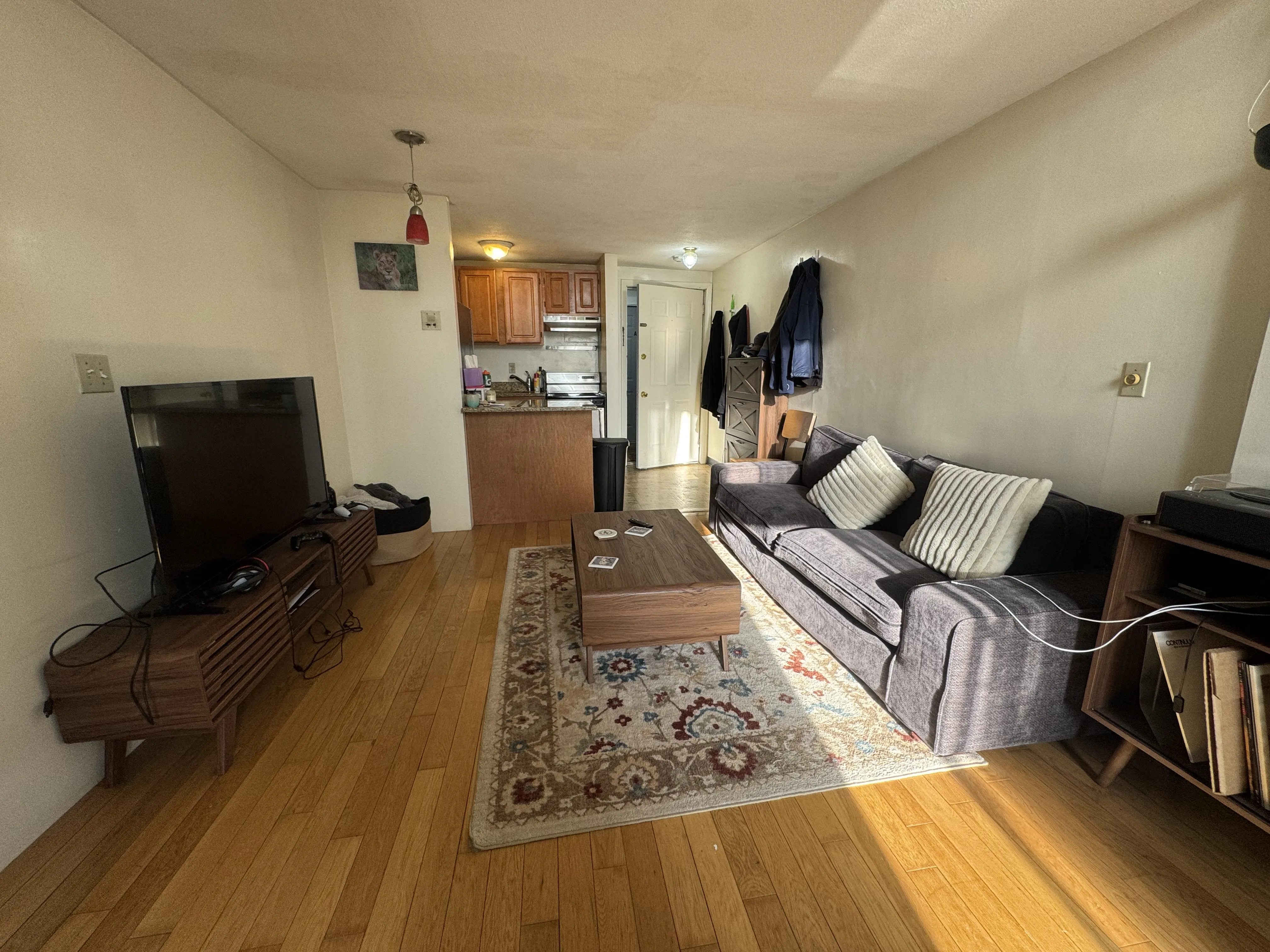 385 Dorchester St, South Boston