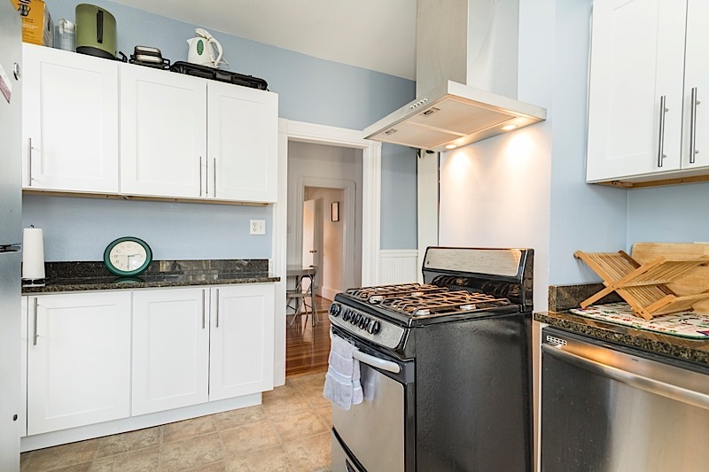 137 Columbia Ter, The Port