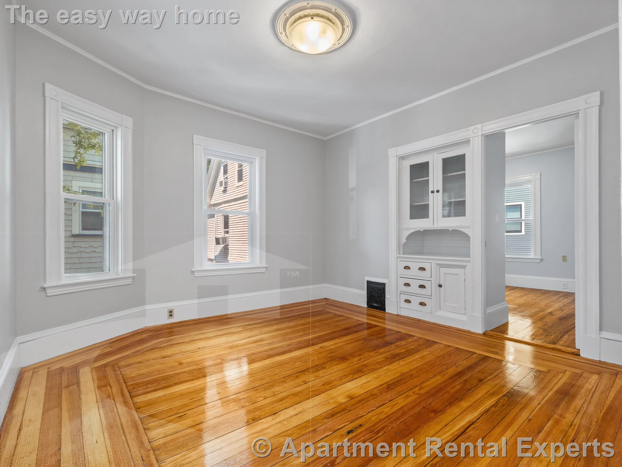 57 Hawthorne St, Davis Square