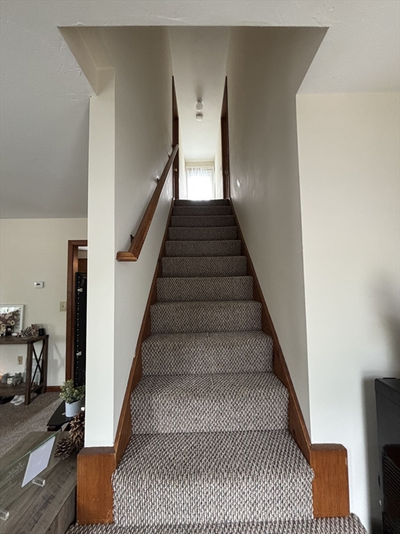 227 Wood St, Hopkinton