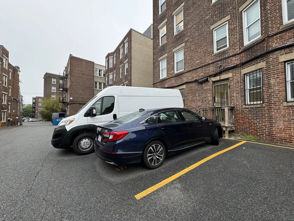 1641 Commonwealth Ave, Brighton