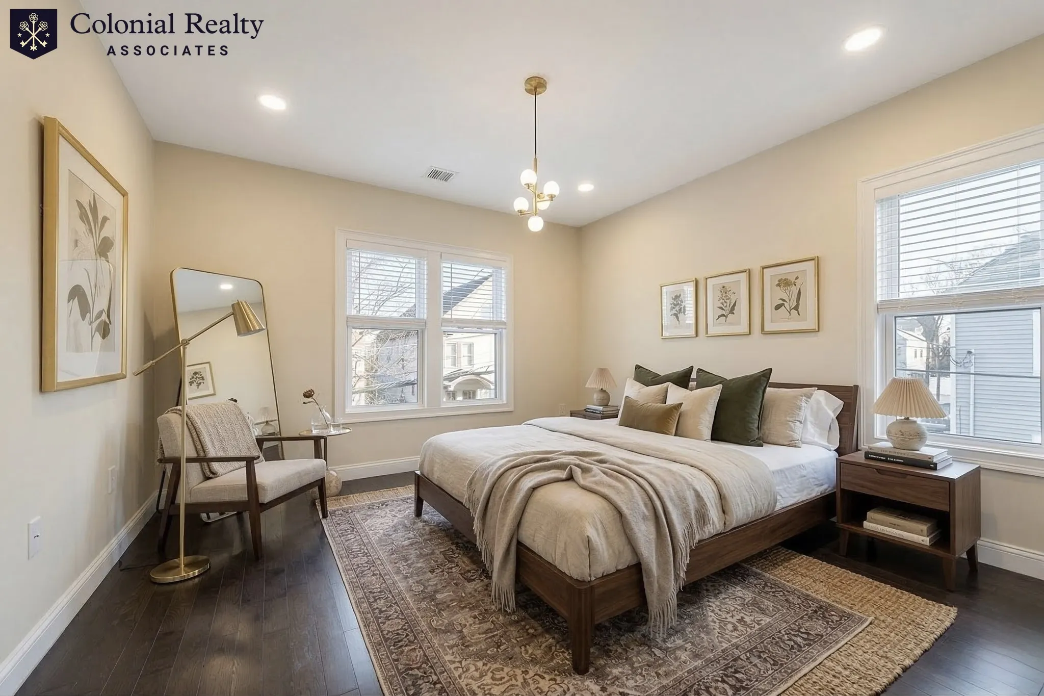 62 Bradbury Ave, Medford