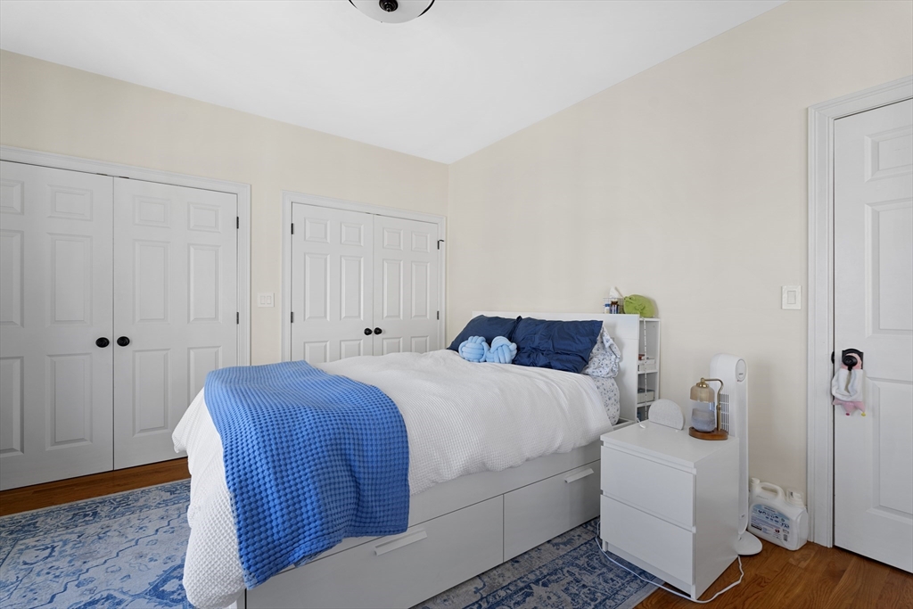 402 E 3rd St, South Boston