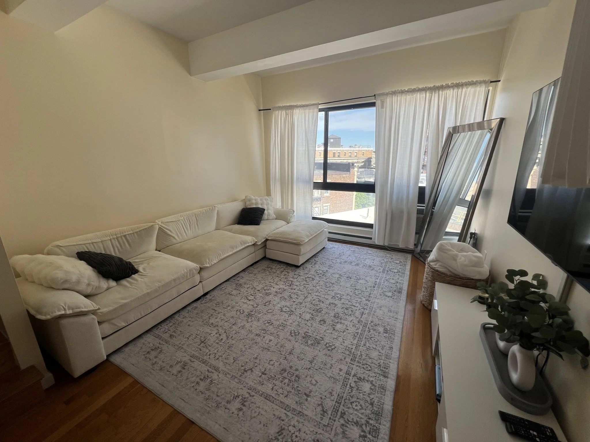 12 Stoneholm St, Fenway