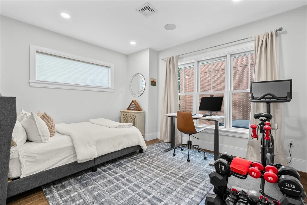 10-14 Sydney St, Dorchester