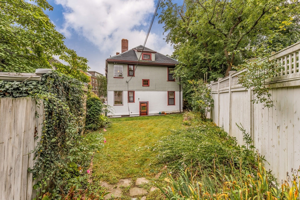 375 Mt Auburn, West Cambridge