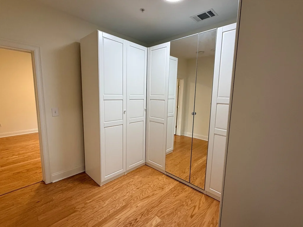 2000 Davenport Ave, Canton