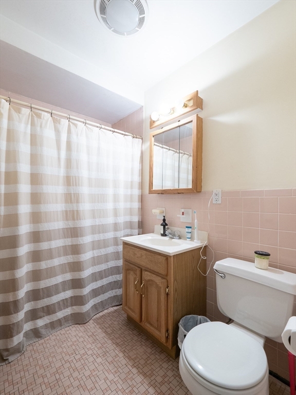 481 Boylston St, Brookline