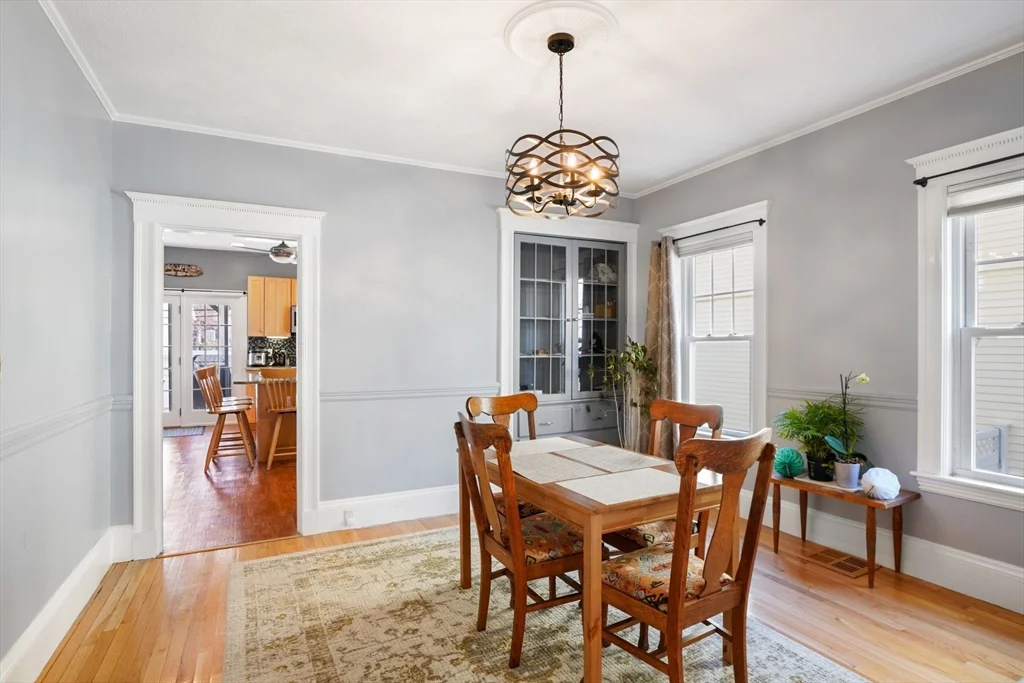 67 Ossipee Rd, Teele Square