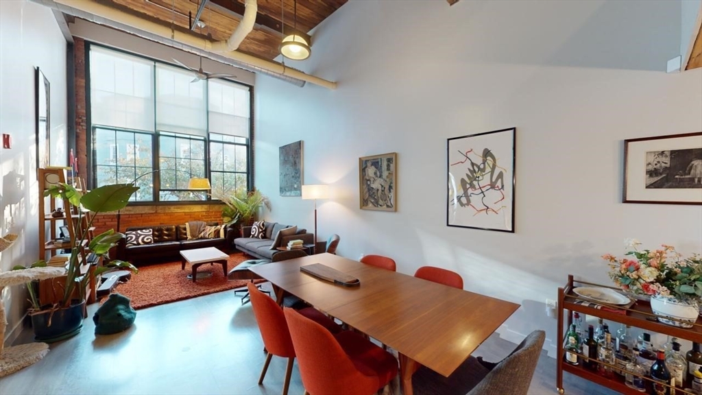 15 Richdale Ave, Neighborhood Nine