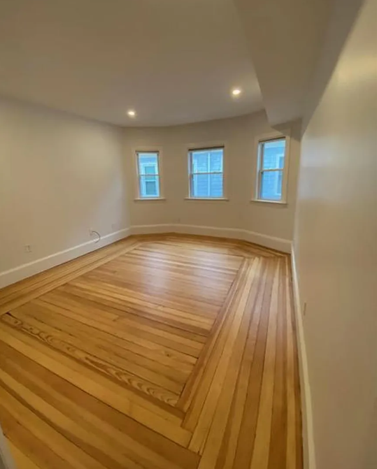 37 Spencer Ave, Powder House Square