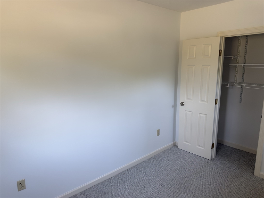 280 Village St, Medway