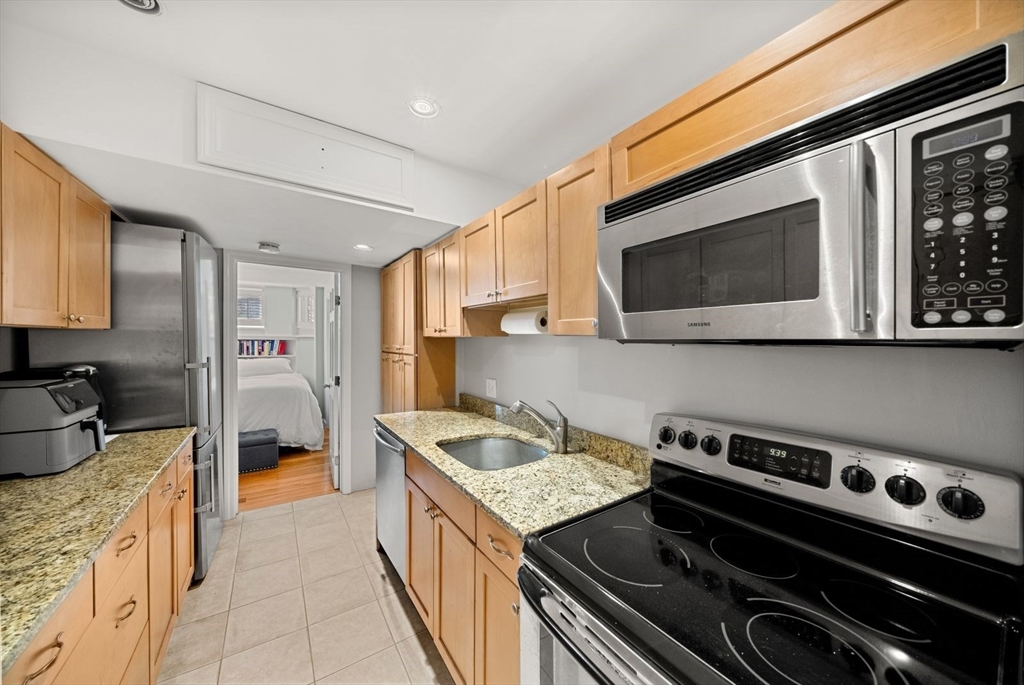 351 Marlborough St, Back Bay