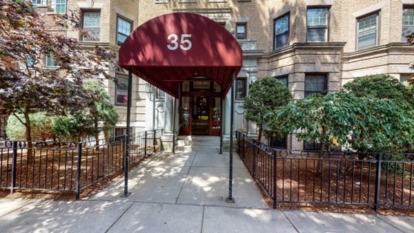 35 Queensberry St, Fenway