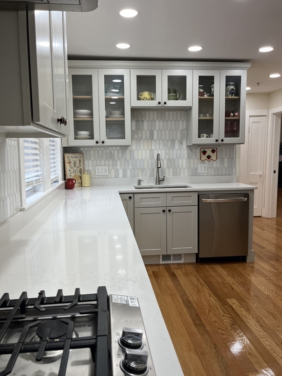 9 Hutchinson St, Dorchester