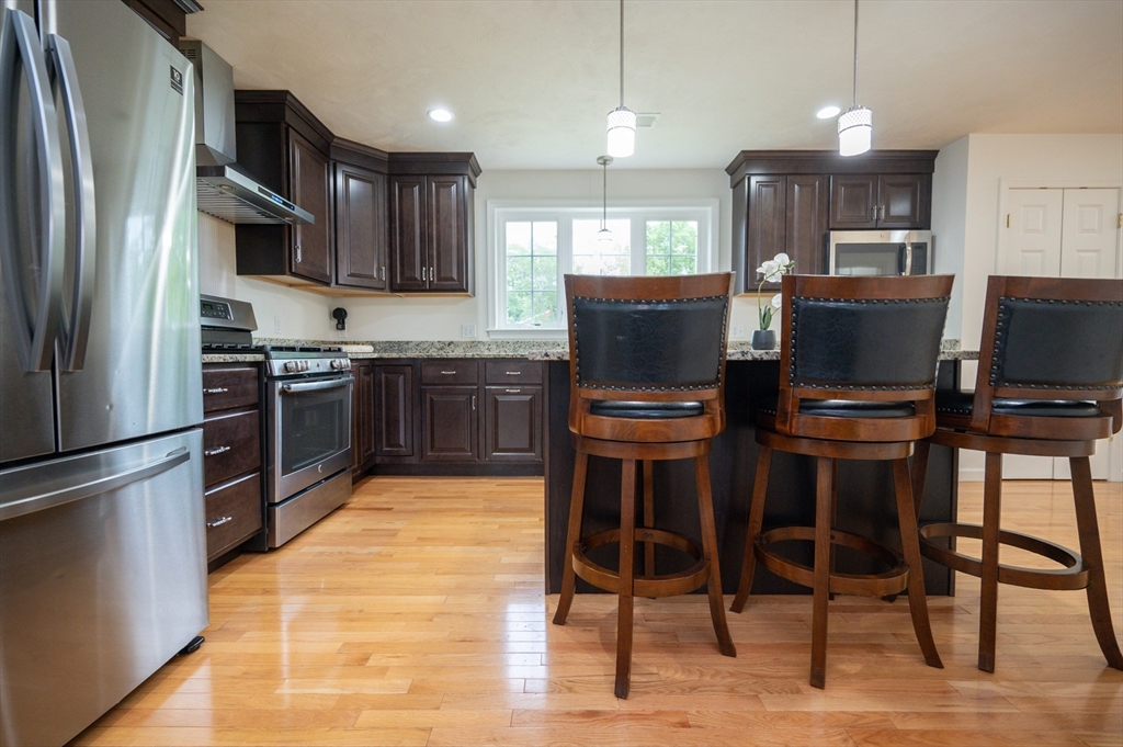 7 Willow Brook Ln, Blackstone