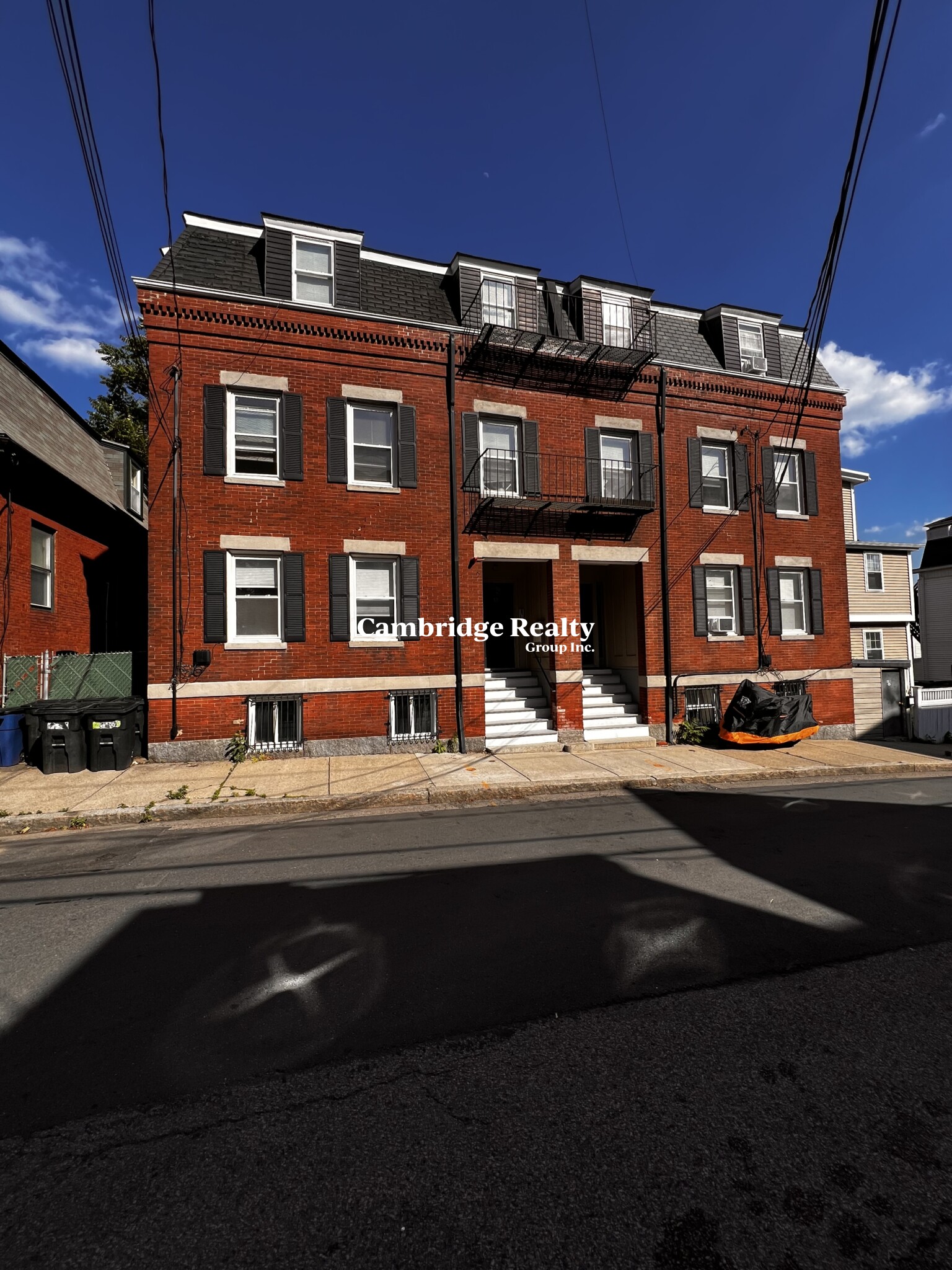 41 Crescent St, Medford Street / The Neck