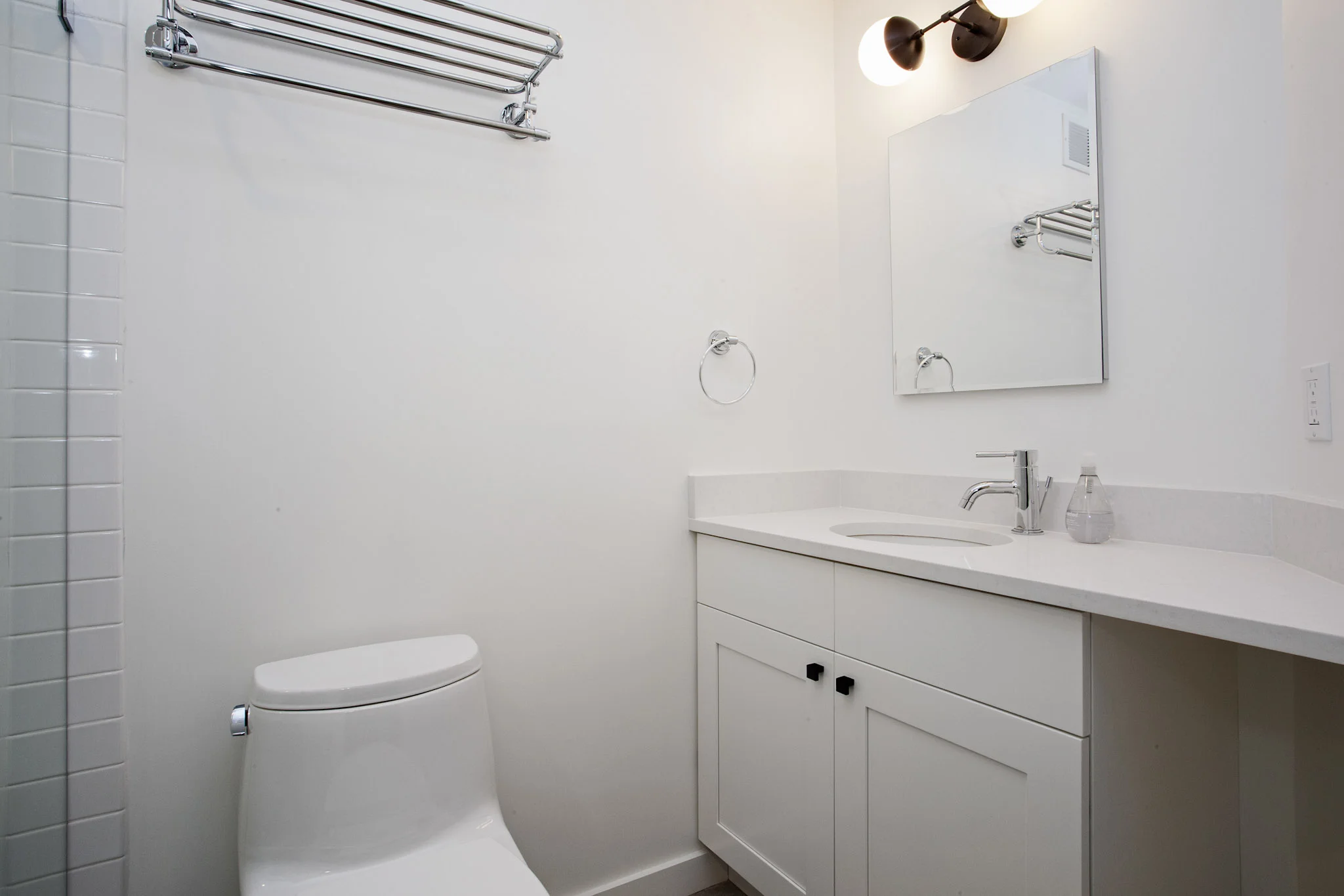 17 Saint Marys Ct, Brookline