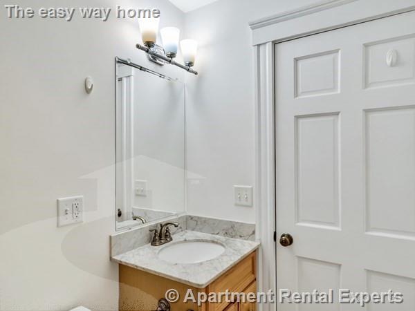 2 Sherman Ct, Winter Hill