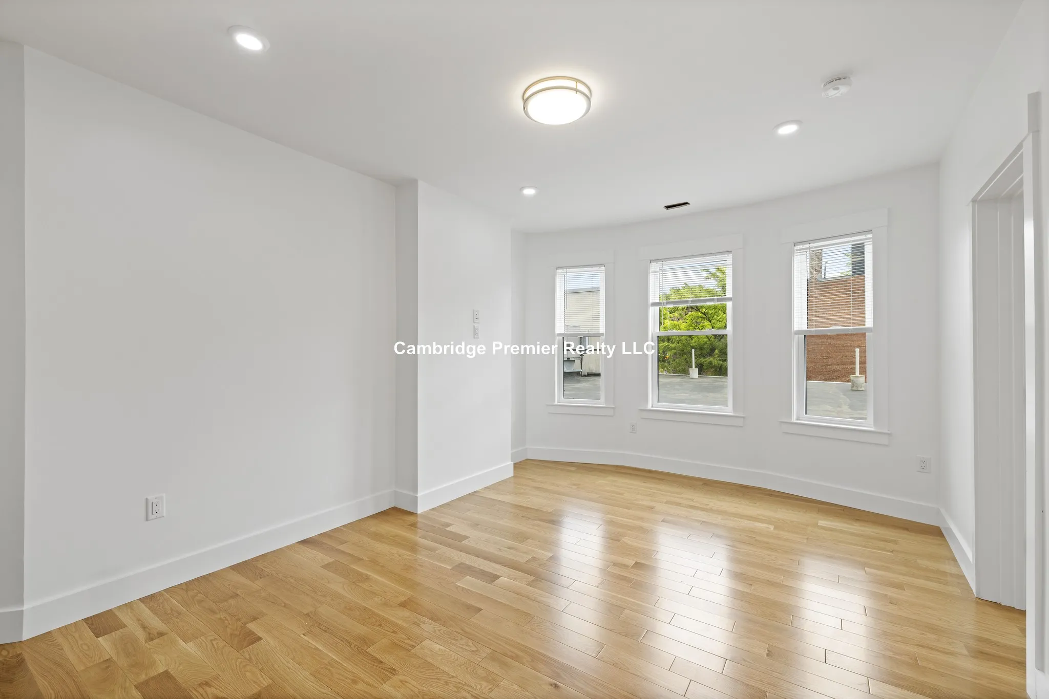 406 Columbia St, Wellington-Harrington