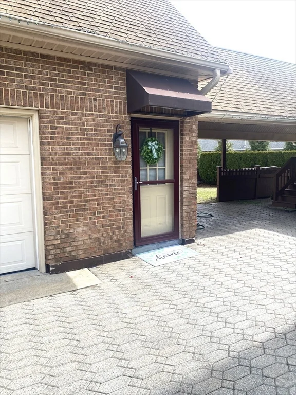 124 Gardiner Rd, Quincy