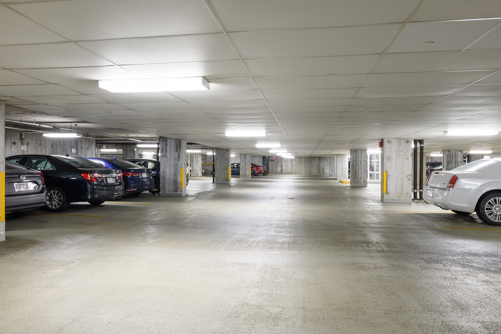 950 Massachusetts Ave, Riverside