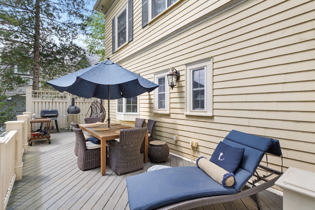 204 Homer St, Newton Center