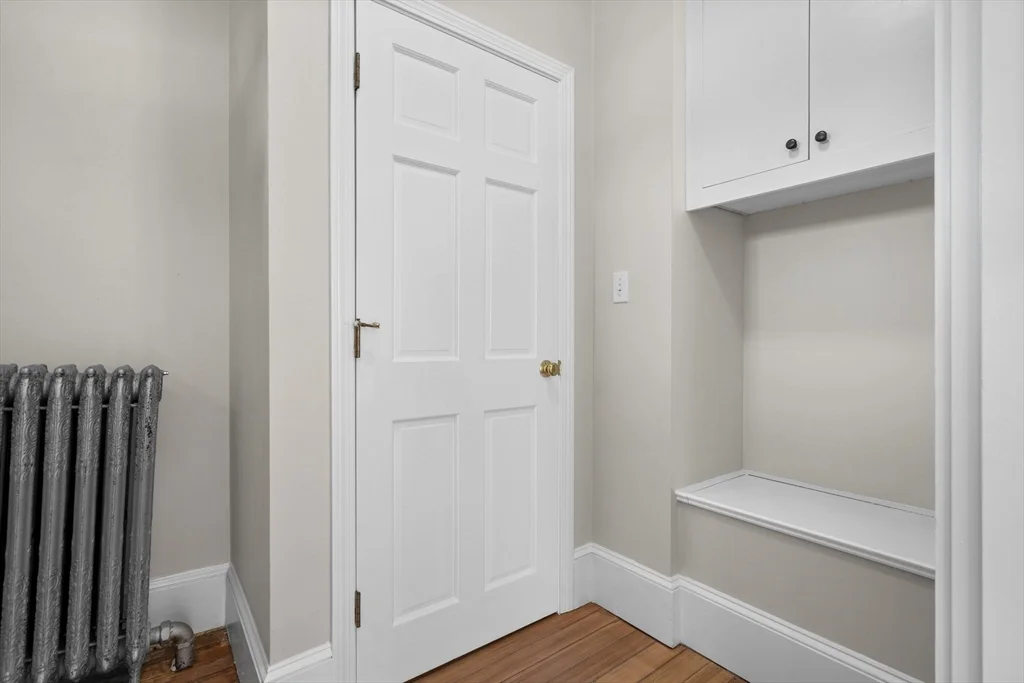 144 Waverly Rd, North Andover