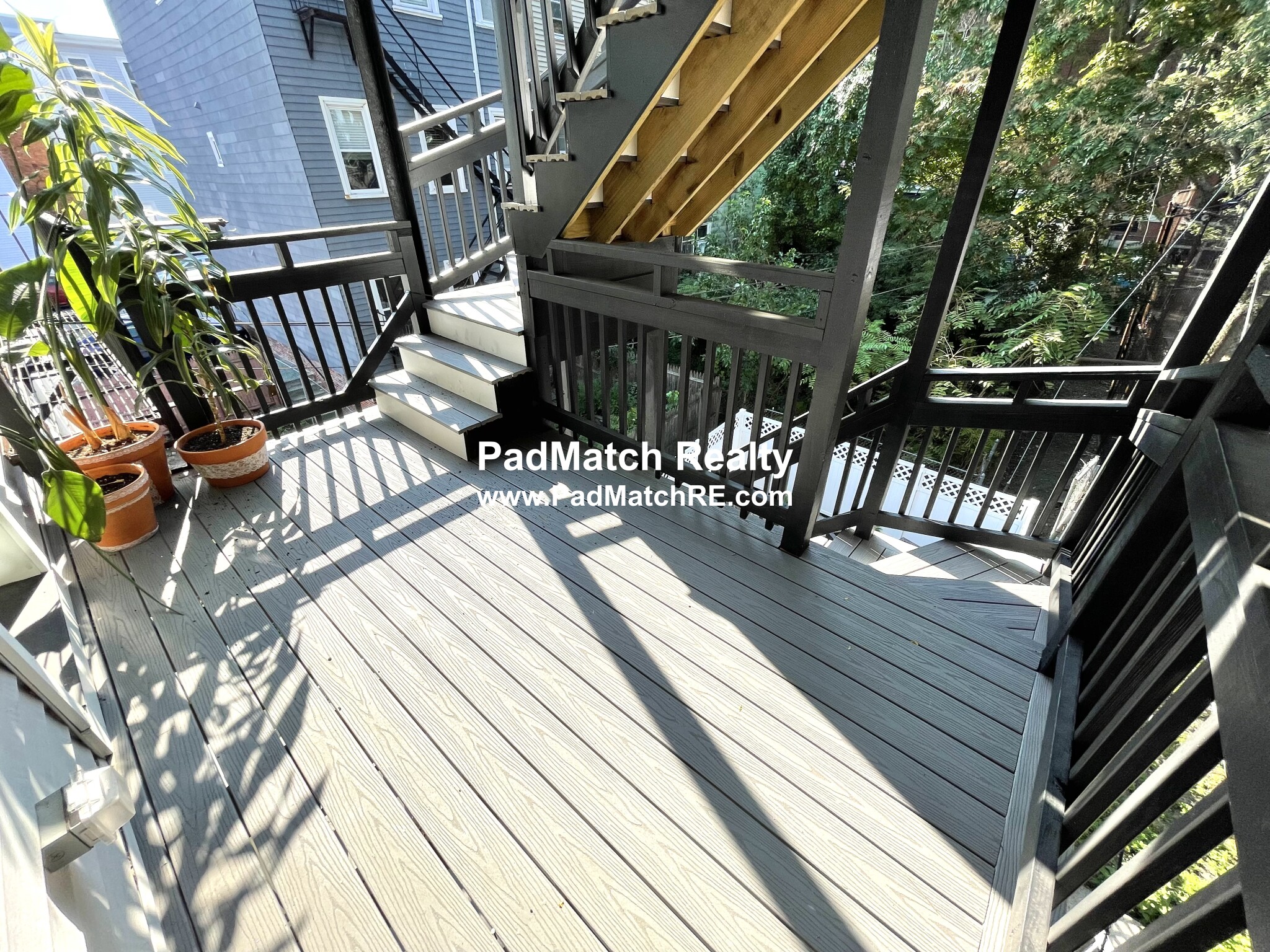 64 Chelsea St, East Boston