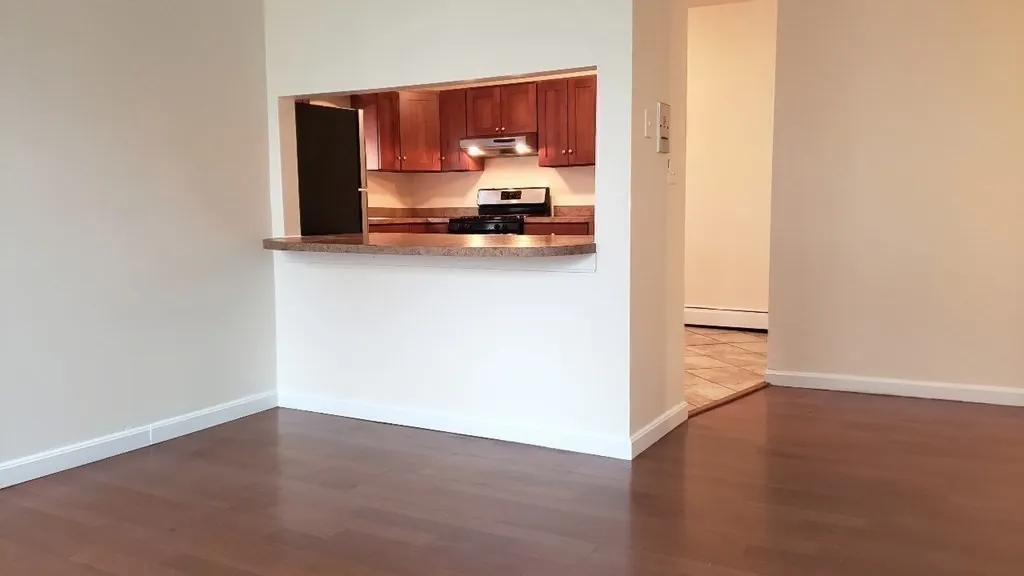 65 Brookline St, Central Square