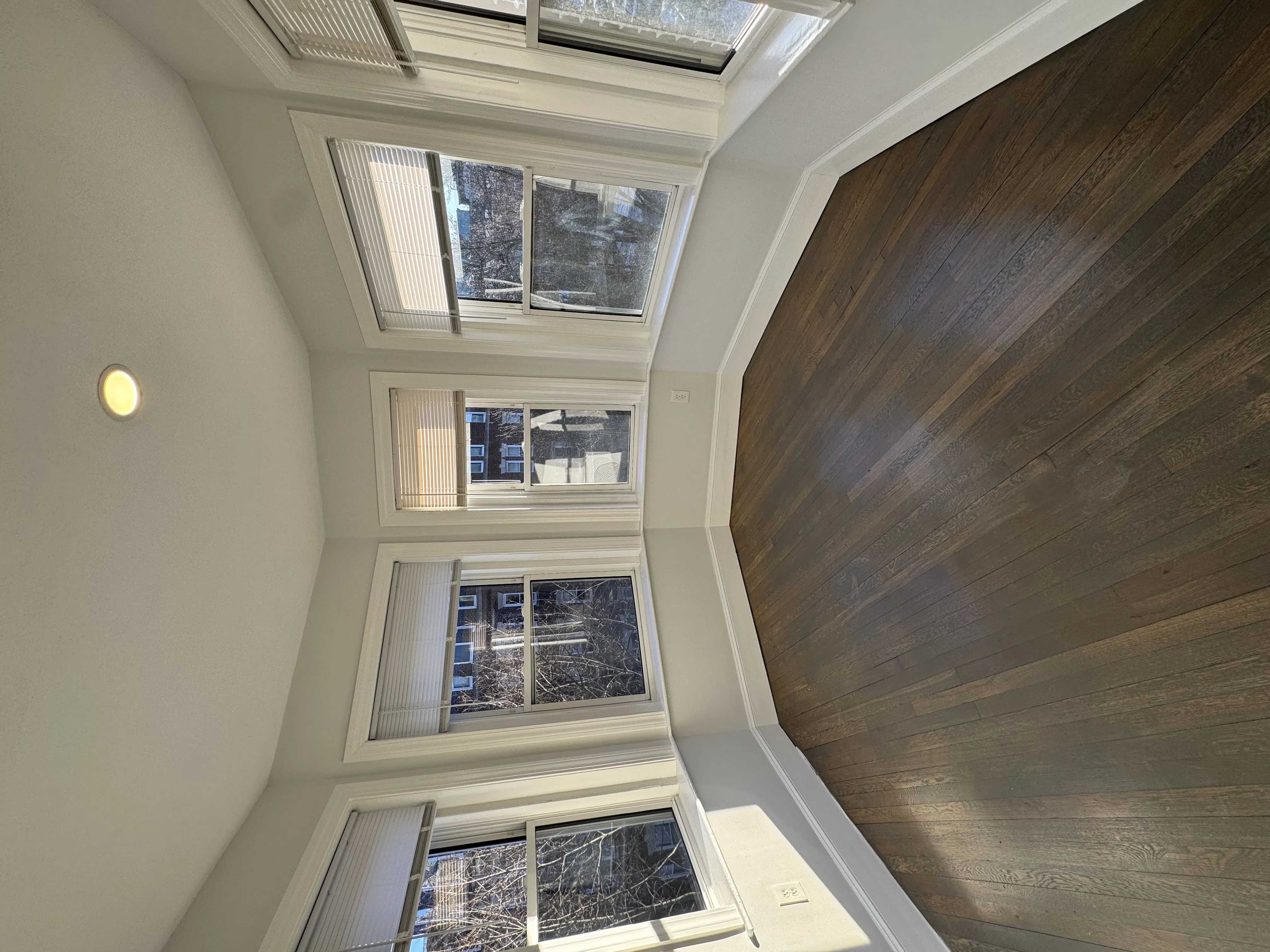 105 Queensberry St, Fenway