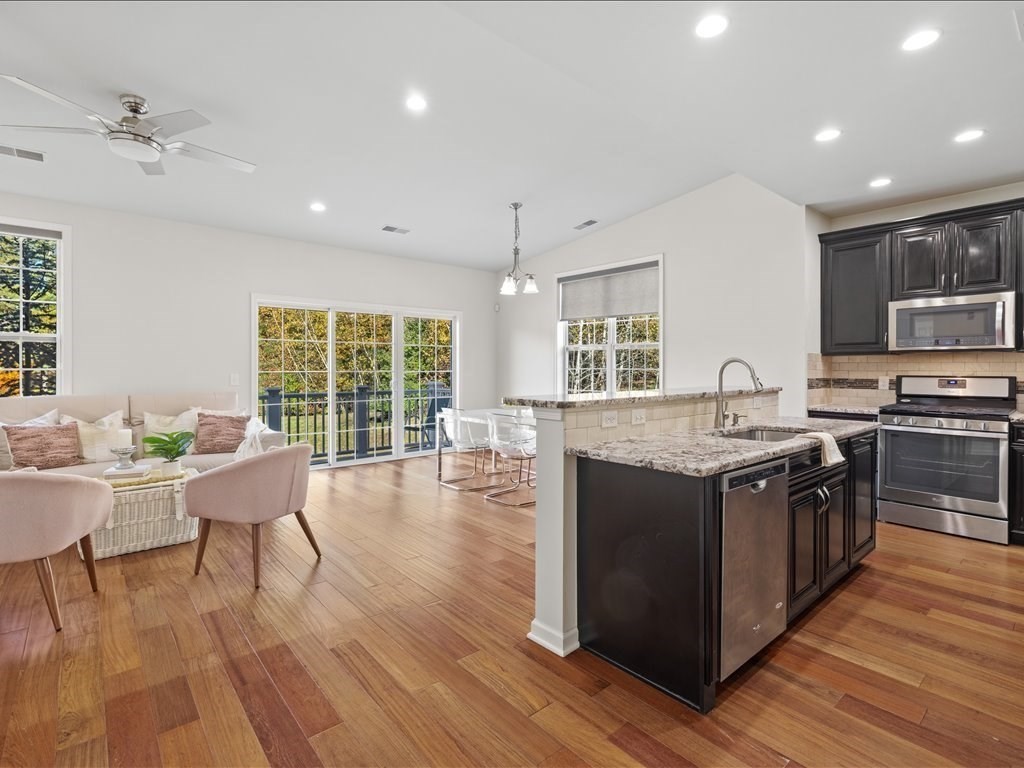 210 Deacon Shattuck Way, Westborough