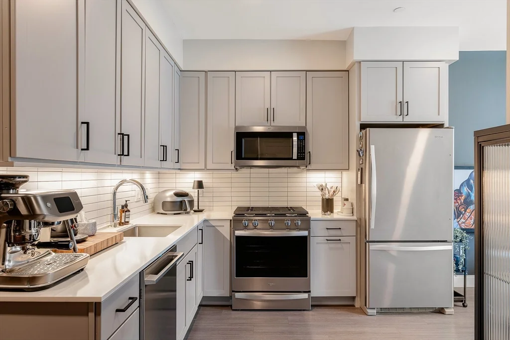 11 Walley St, East Boston
