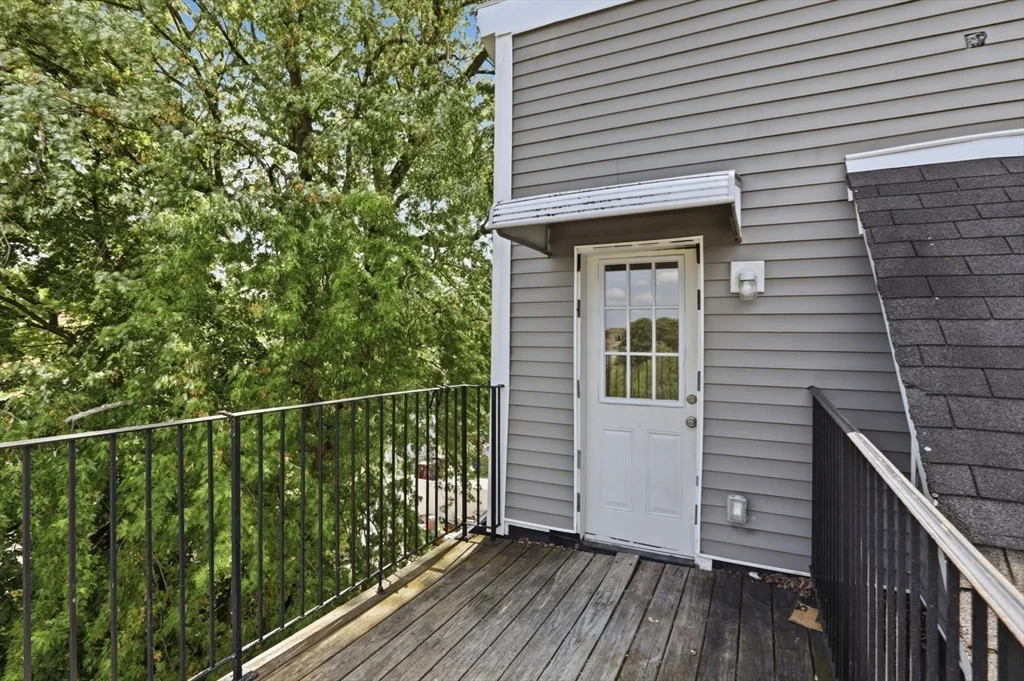 121 Glendale St, Everett