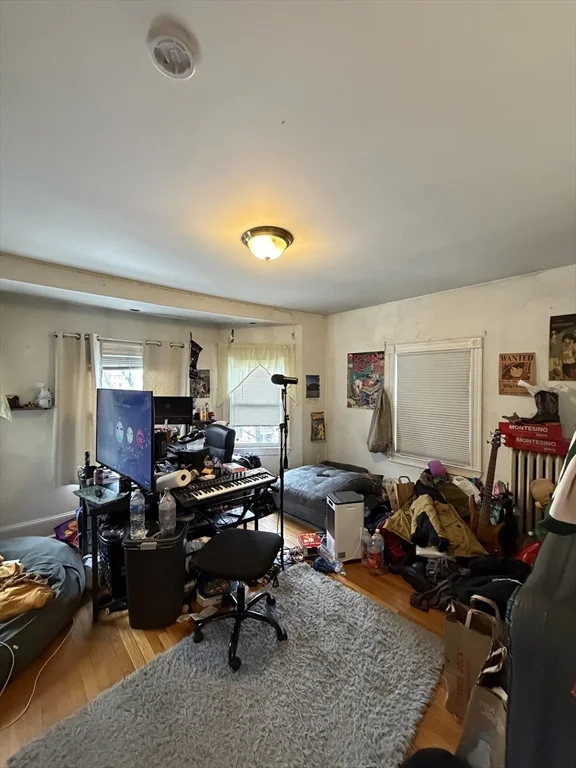62 Ridgemont St, Allston