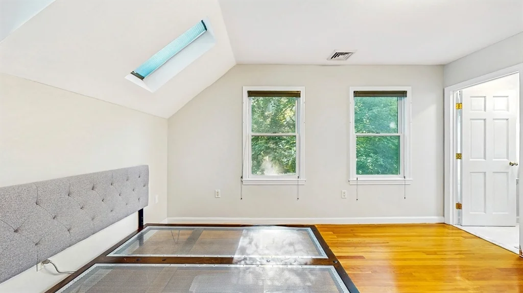 14 Chestnut St, Lindenwood