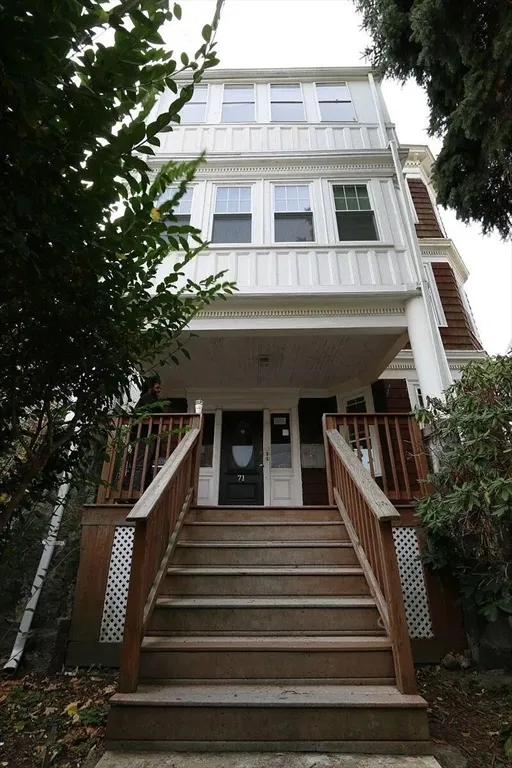 71 Walnut Park, Roxbury