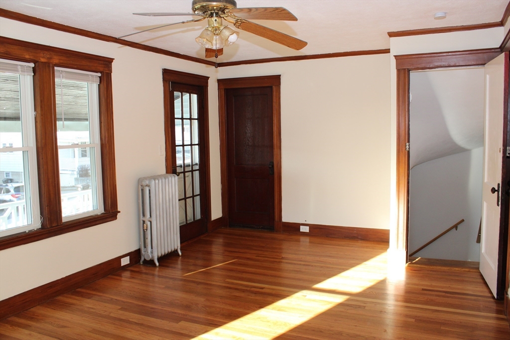 72 Bradford Rd, Watertown