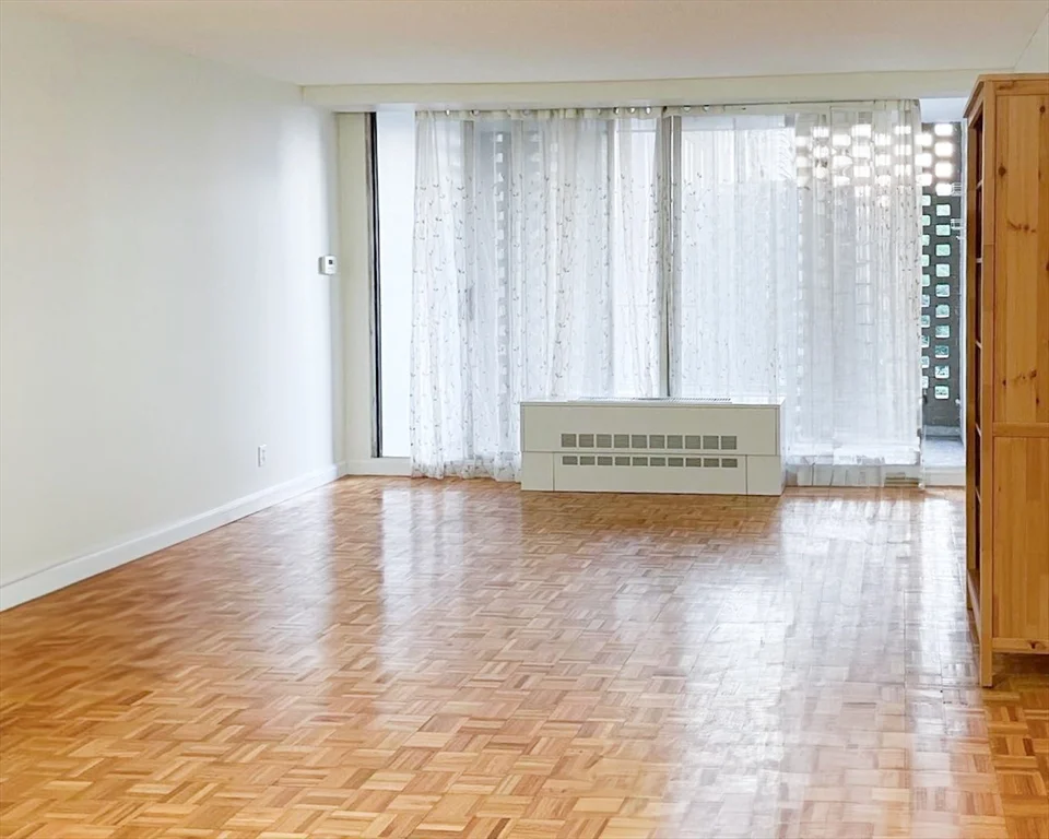 33 Pond Ave, Brookline Village