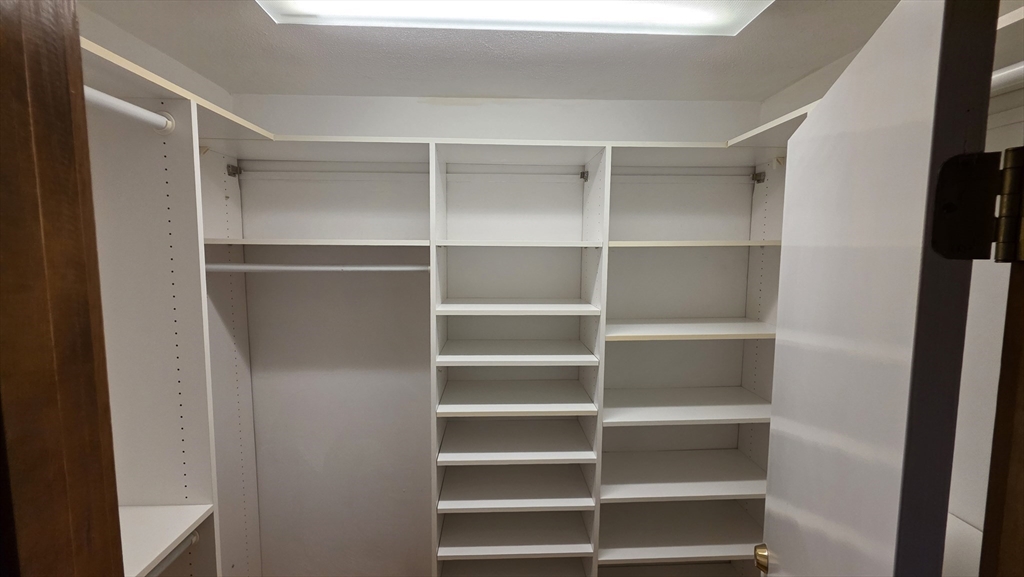 130 East Emerson, Lexington