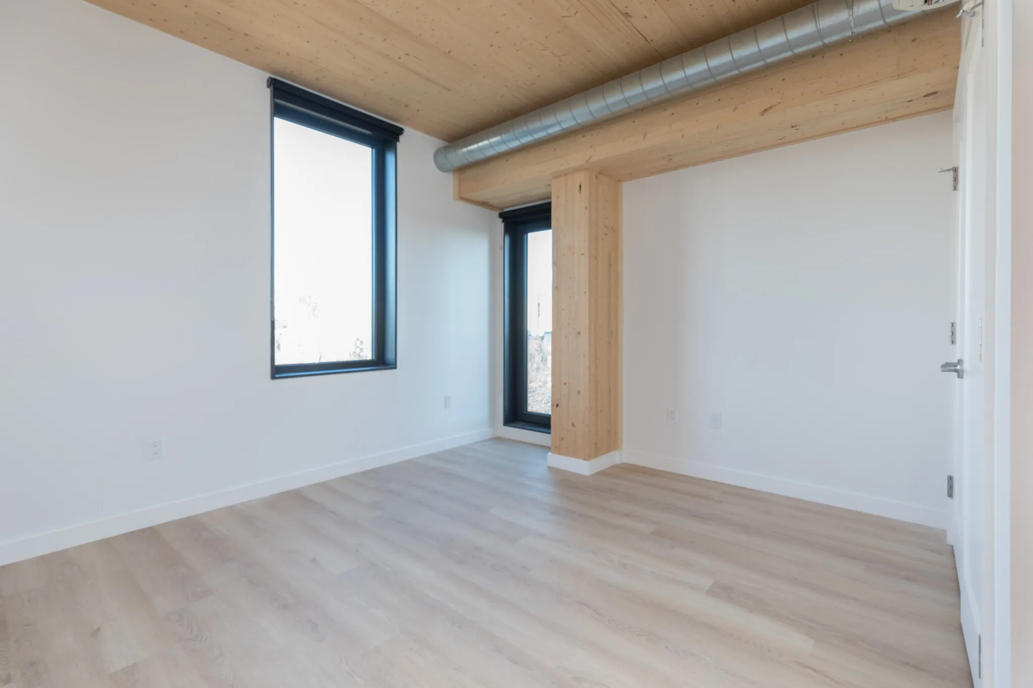 11 East Lenox St, Roxbury
