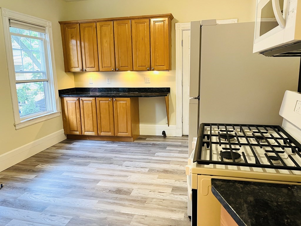 15 Auburn, Coolidge Corner