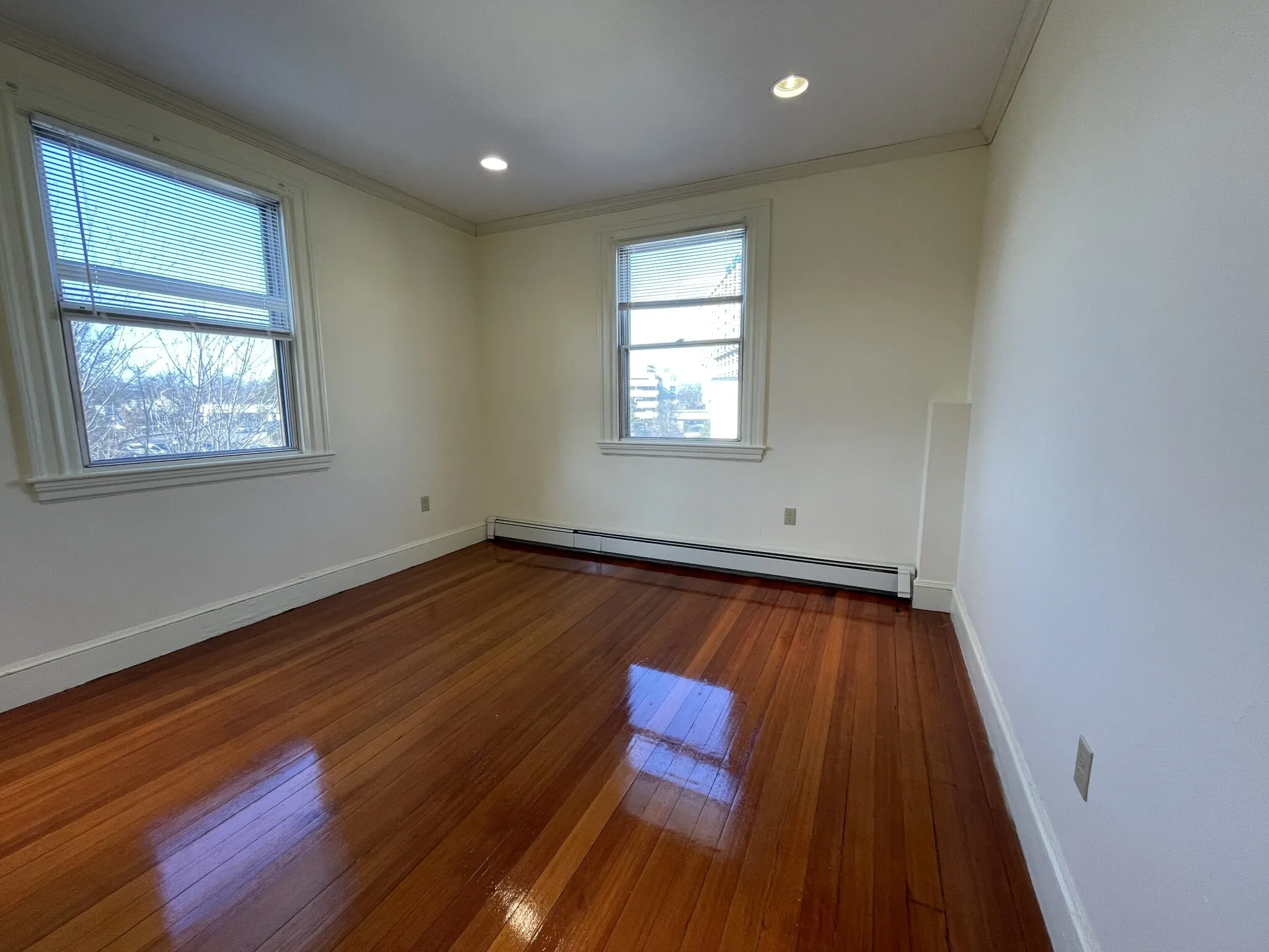 457 Centre St, Newton Corner